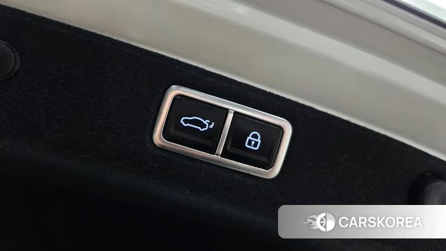 Hyundai Grandeur Hybrid (GN7) id 4773527 из Кореи 7