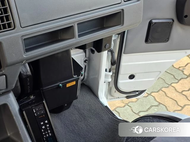 Chevrolet (GM Daewoo) New Labo id 3843728 из Кореи 7