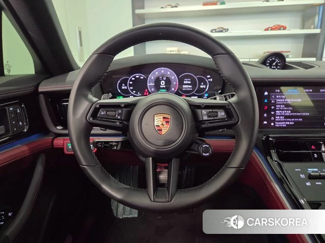 Porsche Panamera (976) id 5020858 из Кореи 7