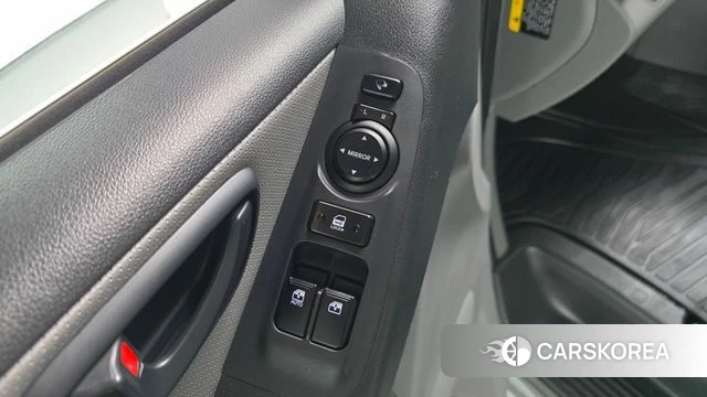 Hyundai The New Grand Starex id 4785950 из Кореи 7