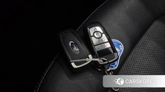 Ford Explorer id 4988330 из Кореи 7