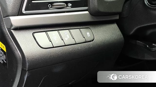 Hyundai Avante AD id 4967900 из Кореи 7