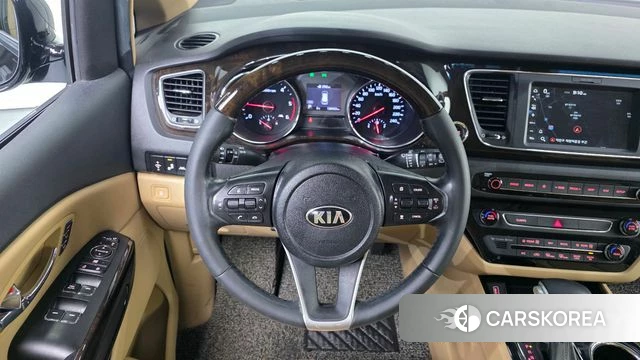 Kia The New Carnival id 5048156 из Кореи 7