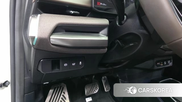 Kia EV4 id 4949941 из Кореи 7