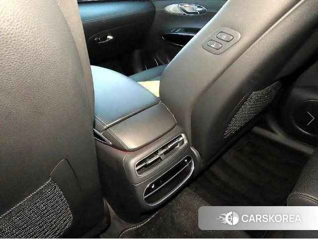 Genesis GV70 id 4992081 из Кореи 7