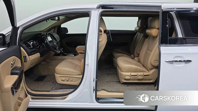 Kia The New Carnival id 4952460 из Кореи 7