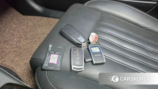 Genesis G90 id 5023680 из Кореи 7