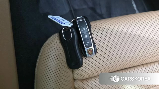 Porsche Panamera (971) id 4746750 из Кореи 7