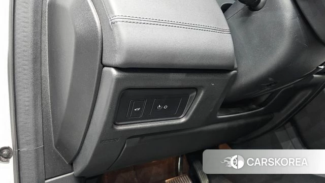 Land Rover Discovery Sports id 5018674 из Кореи 7