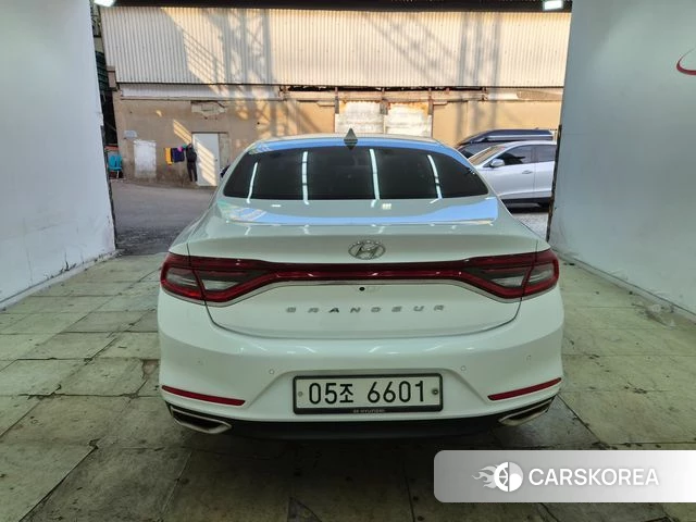 Hyundai Grandeur IG id 5000781 из Кореи 7
