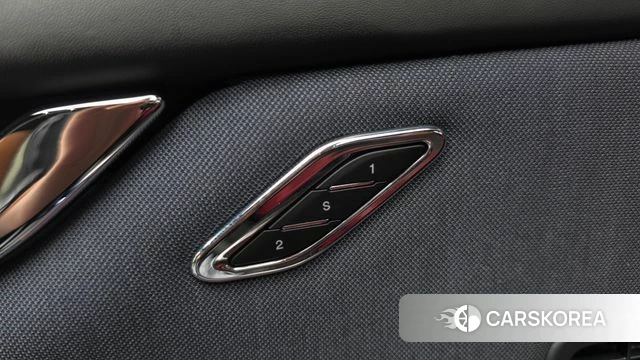 Maserati Quattroporte id 4993126 из Кореи 7