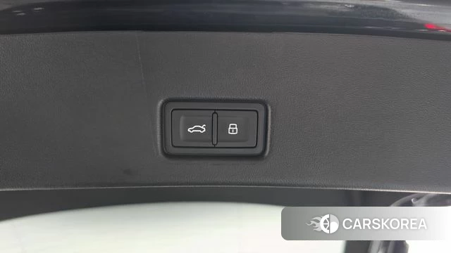 Audi Q4 e-Tron (F4) id 5033309 из Кореи 7