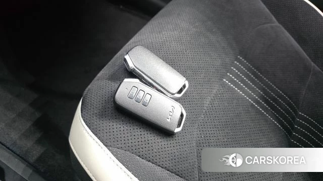 Kia EV6 id 5022829 из Кореи 7