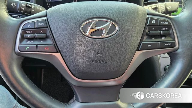 Hyundai Avante AD id 5000820 из Кореи 7