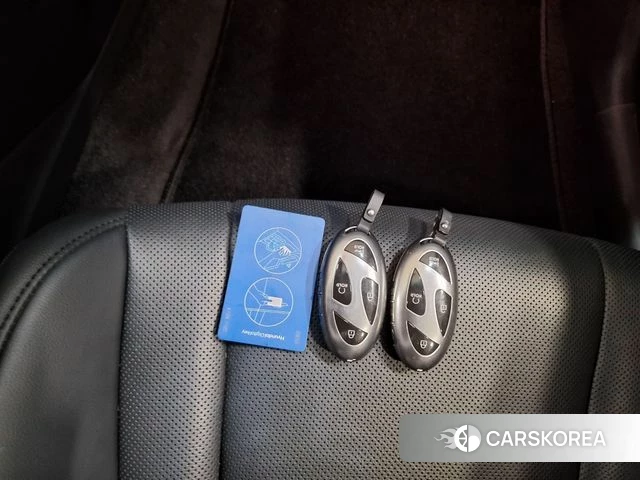 Hyundai Grandeur Hybrid (GN7) id 4996563 из Кореи 7