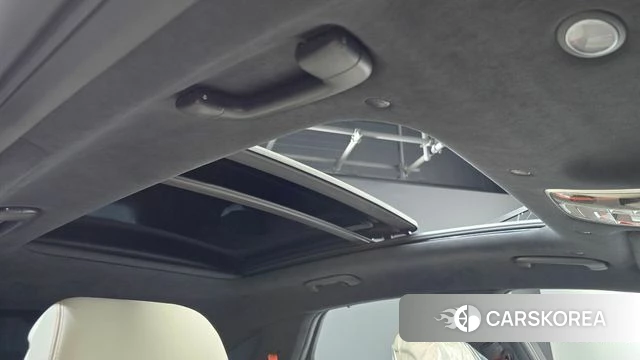 Genesis GV70 id 4941200 из Кореи 7