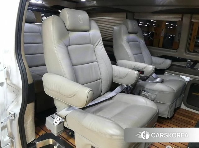 Chevrolet Express Van id 4445021 из Кореи 7
