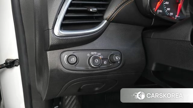 Chevrolet (GM Daewoo) The New Trax id 4937758 из Кореи 7