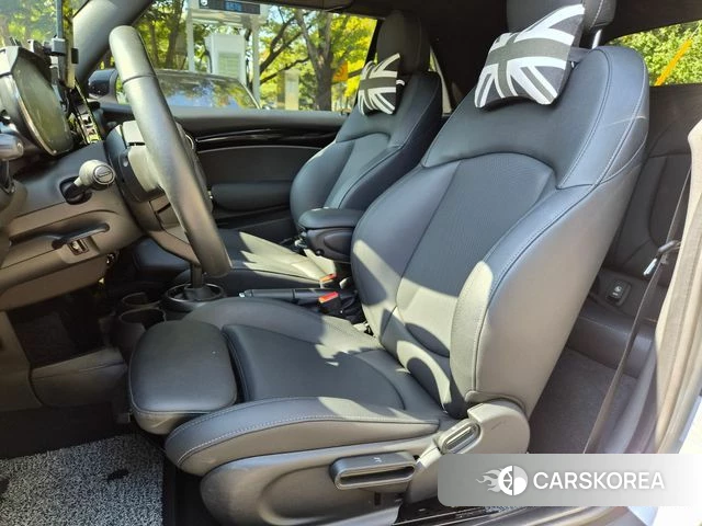 Mini Cooper Convertible id 4890326 из Кореи 7