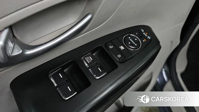 Kia The New Carnival id 4977957 из Кореи 7