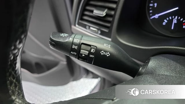 Hyundai Avante AD id 4770818 из Кореи 7