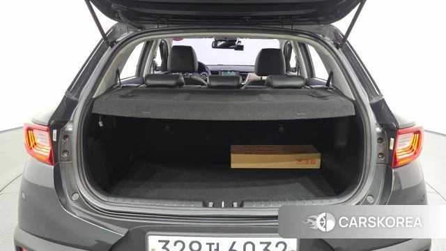 Kia Stonic id 5035395 из Кореи 7