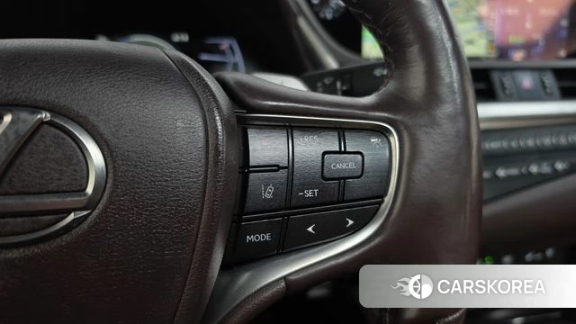 Lexus ES300h 7th generation id 4918679 из Кореи 7