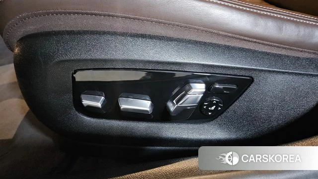 BMW 5 Series (G30) id 4991190 из Кореи 7