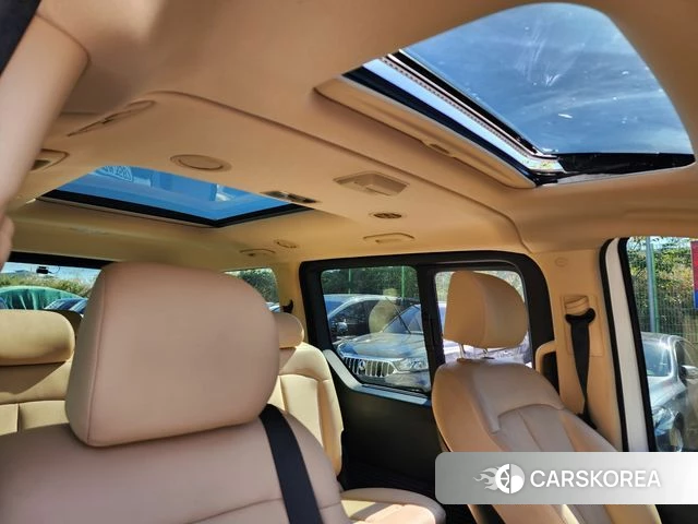 Hyundai Staria id 4969443 из Кореи 7