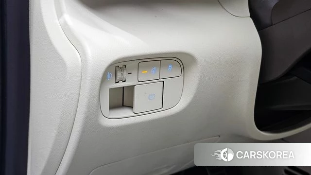 Hyundai Casper Electric id 4980370 из Кореи 7