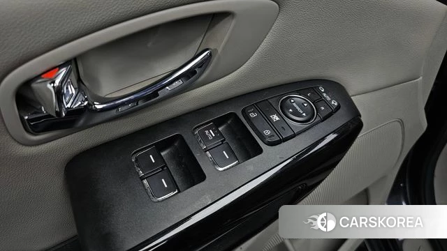 Kia The New Carnival id 4988121 из Кореи 7