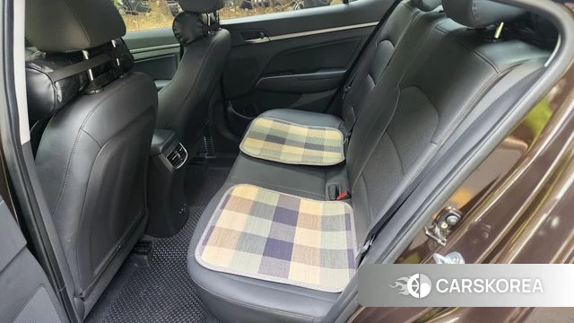 Hyundai Avante AD id 4677917 из Кореи 7