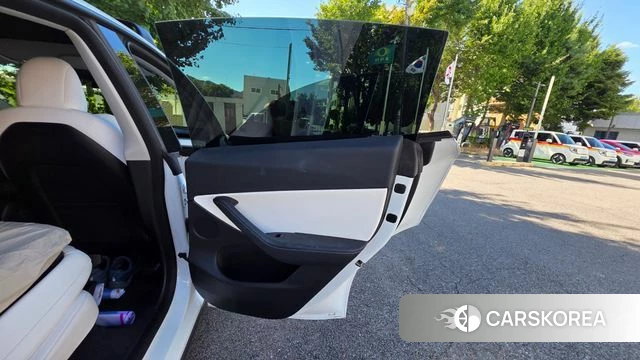 Tesla Model Y id 4772917 из Кореи 7
