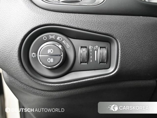 Jeep Renegade id 4918262 из Кореи 7