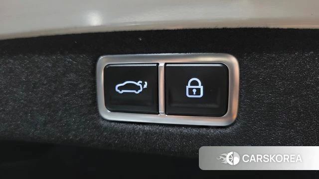 Hyundai Grandeur Hybrid (GN7) id 4792400 из Кореи 7