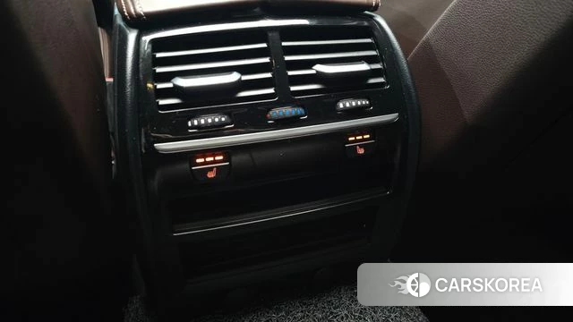 BMW 5 Series (G30) id 4988395 из Кореи 7