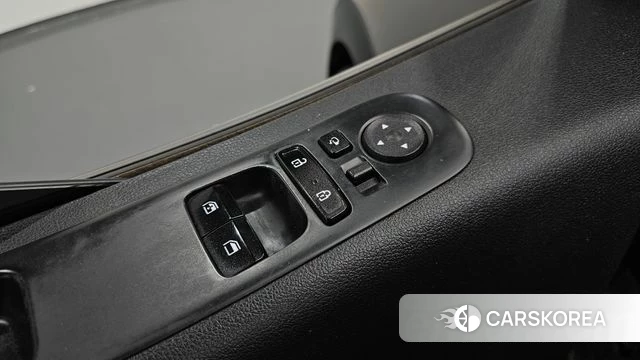 Hyundai Staria id 5012043 из Кореи 7