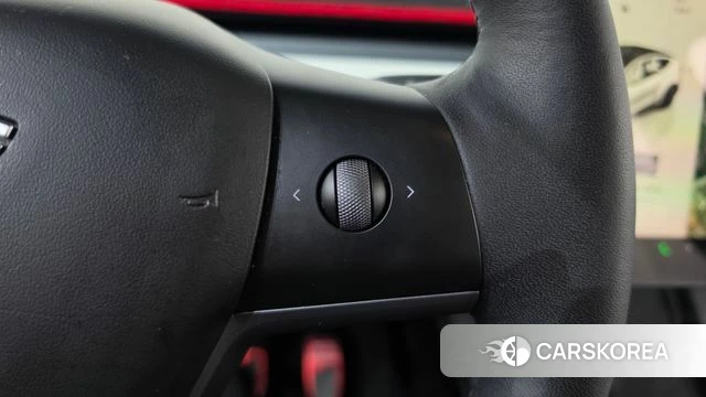 Tesla Model Y id 4996380 из Кореи 7