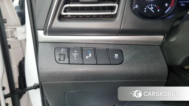 Hyundai The New Avante AD id 5054357 из Кореи 7