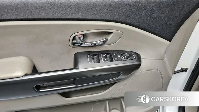Kia The New Carnival id 3480175 из Кореи 7