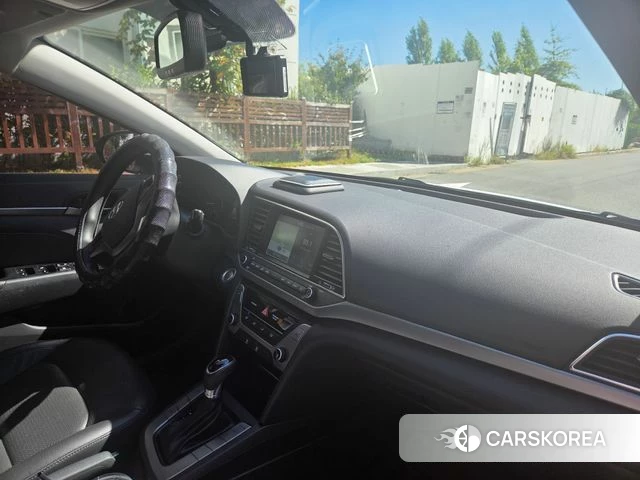Hyundai Avante AD id 4953083 из Кореи 7