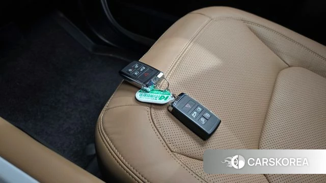 Land Rover Defender (L663) id 4916266 из Кореи 7