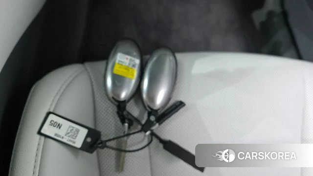 Hyundai Grandeur (GN7) id 5022035 из Кореи 7