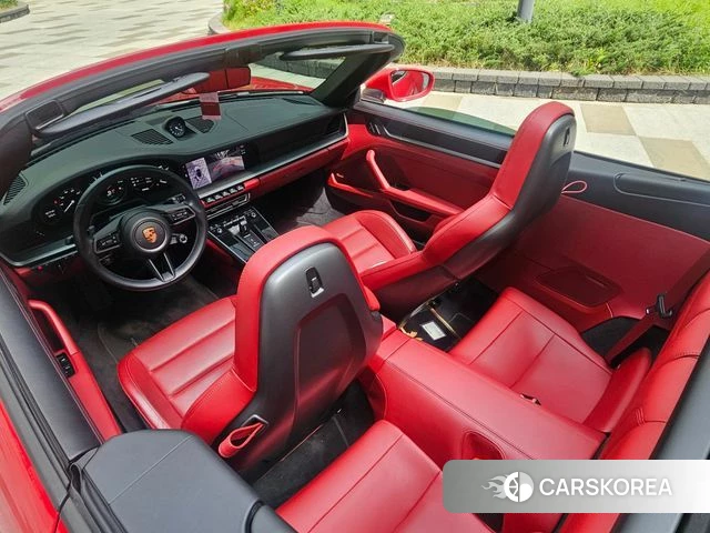 Porsche 911(992) id 4757942 из Кореи 7