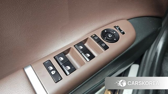 Hyundai Grandeur Hybrid (GN7) id 4975495 из Кореи 8