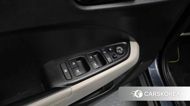Hyundai Venue id 5018409 из Кореи 8