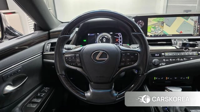 Lexus ES300h 7th generation id 5048075 из Кореи 8