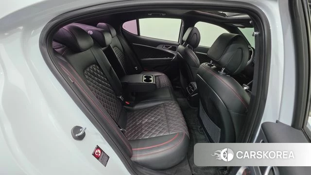 Genesis G70 id 4977732 из Кореи 8