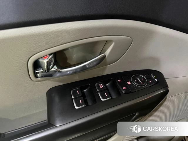 Kia The New Carnival id 5031186 из Кореи 8