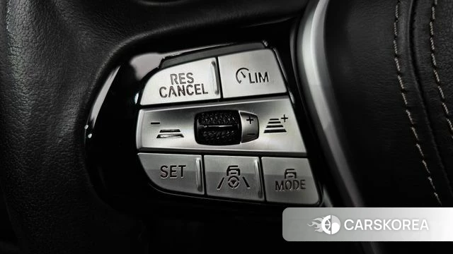 BMW 5 Series (G30) id 4966524 из Кореи 8